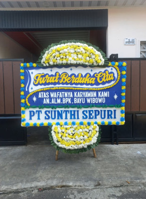 Papan Bunga Duka di Tanah Laut