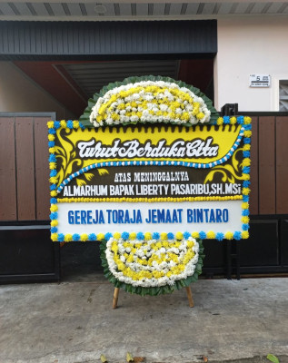 Papan Bunga Duka di Tanah Laut